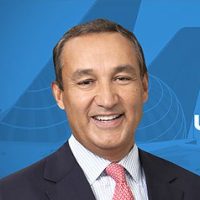 Oscar Munoz – President and Chief Executive Officer of United Airlines – email address